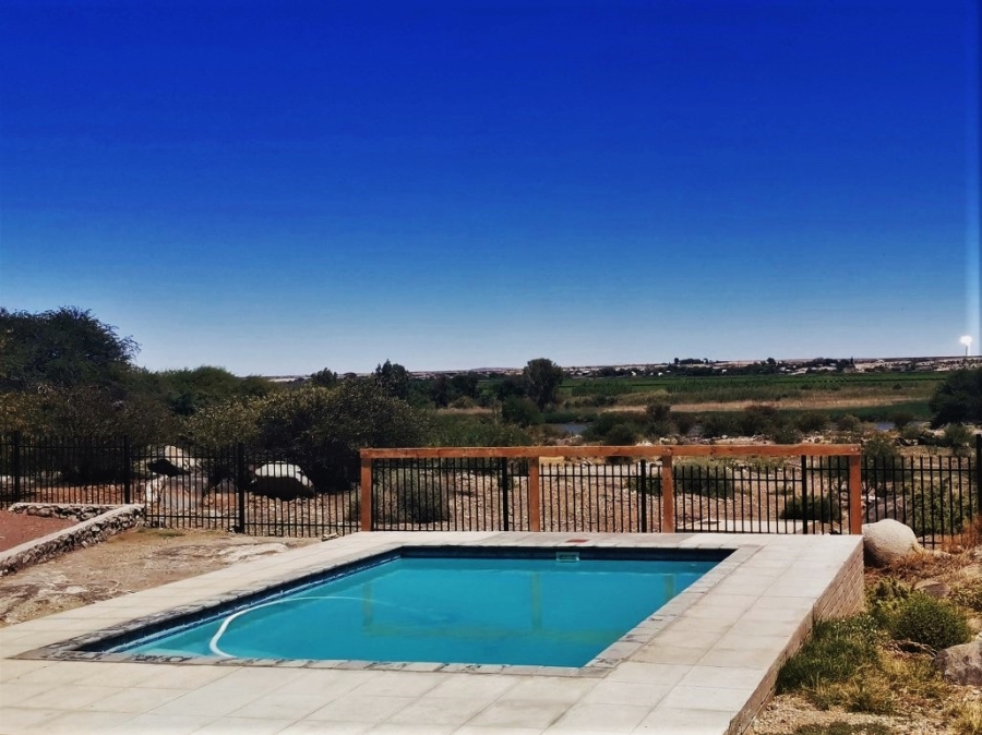 Commercial Property for Sale in Upington Rural Northern Cape